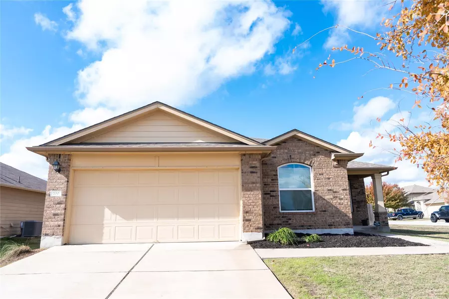 100 Wilson CT, Hutto, TX 78634