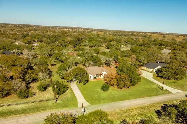 La Vernia, TX 78121,455 Rose Blossom LOOP