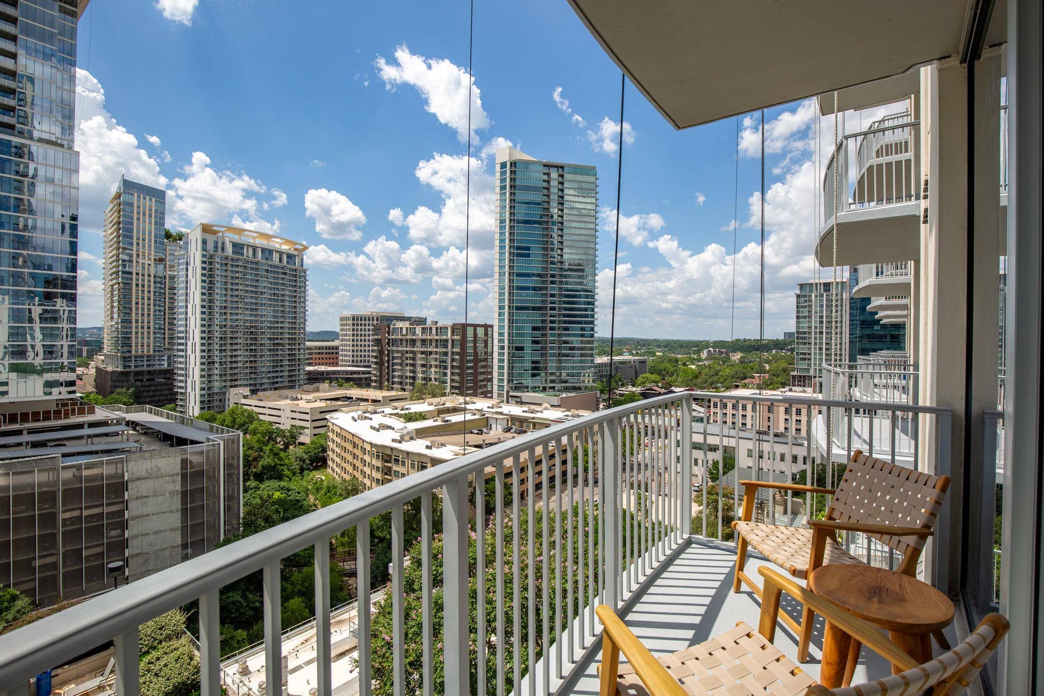 Austin, TX 78701,360 Nueces ST #1306