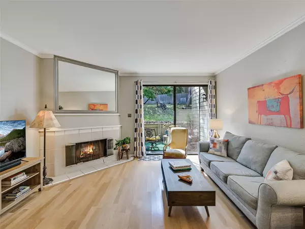 Austin, TX 78746,1804 Capital PKWY #18