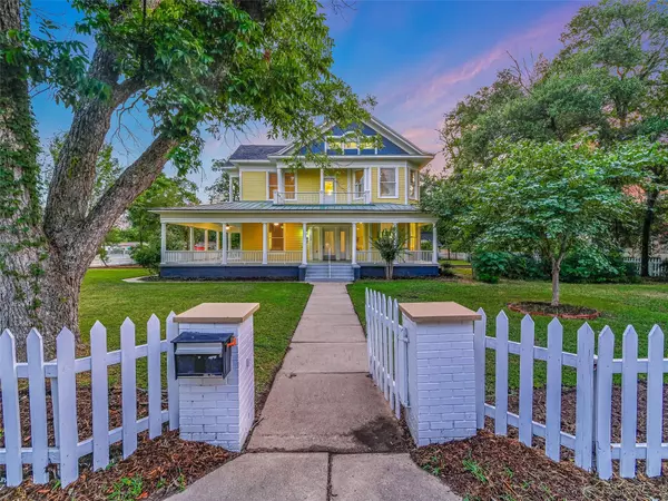 Bastrop, TX 78602,1302 Hill ST