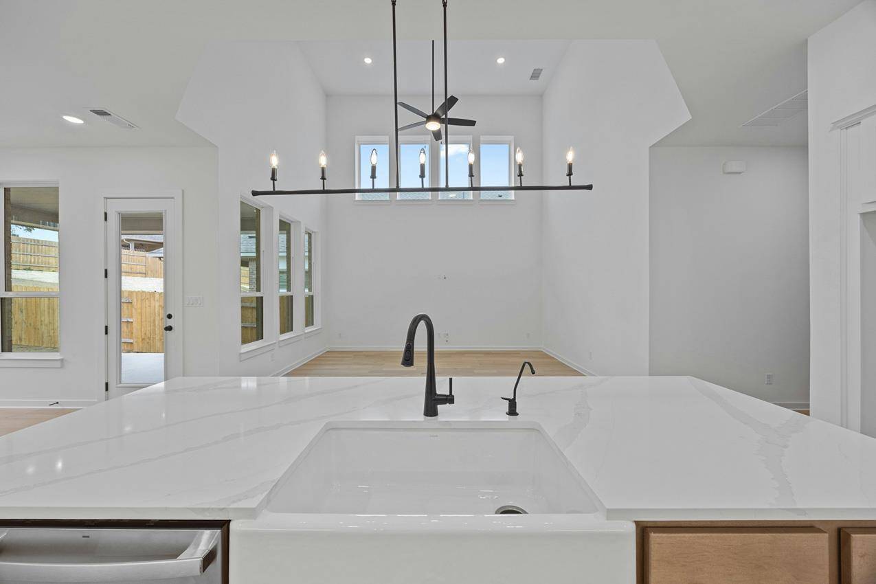 Georgetown, TX 78628,1109 Calendula TRL