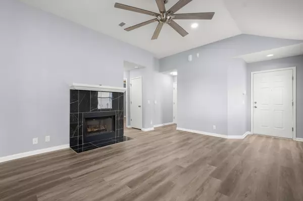 Manor, TX 78653,14303 Cummins WAY