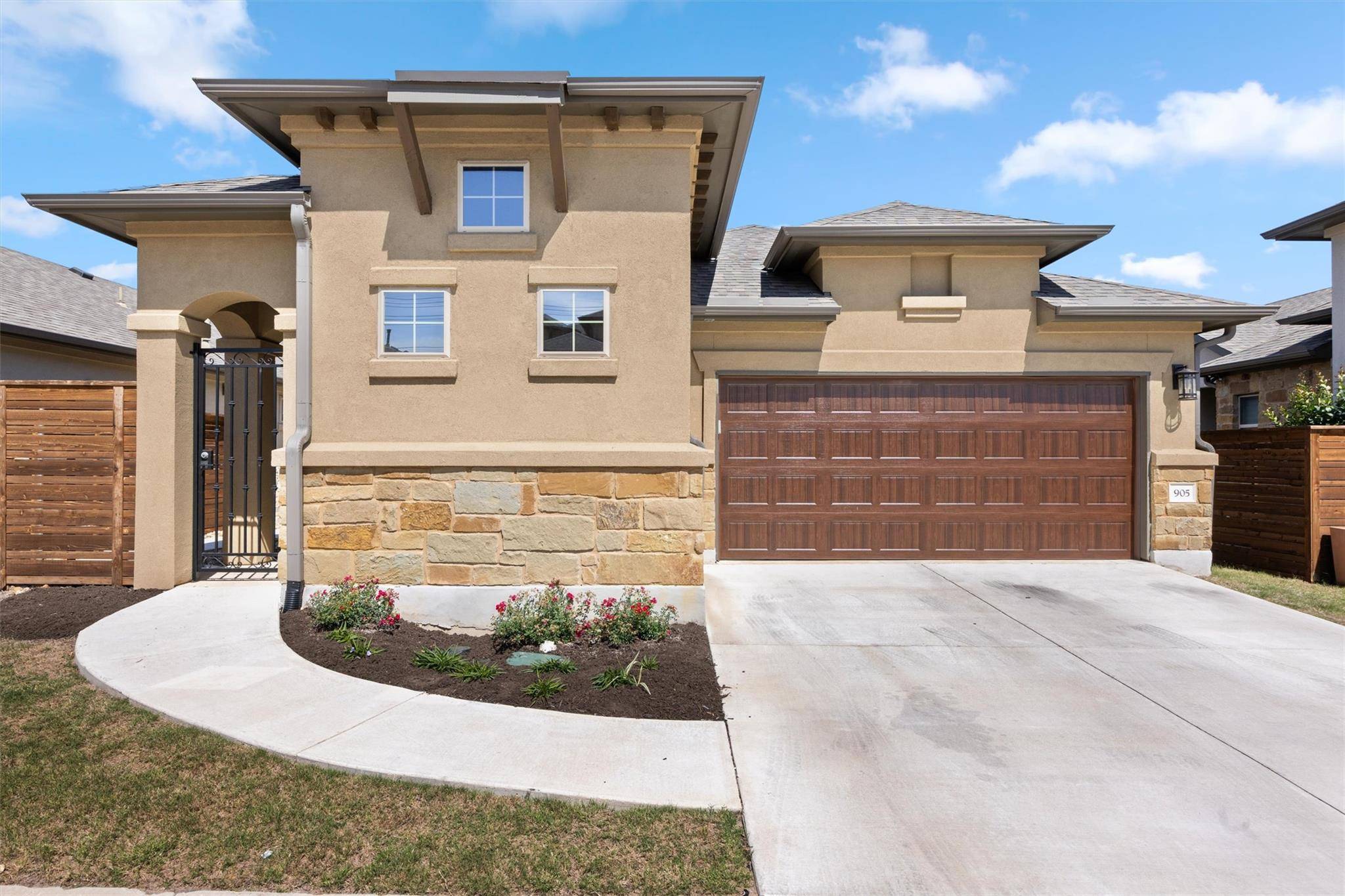905 Indian Hawthorne DR #G, Georgetown, TX 78628