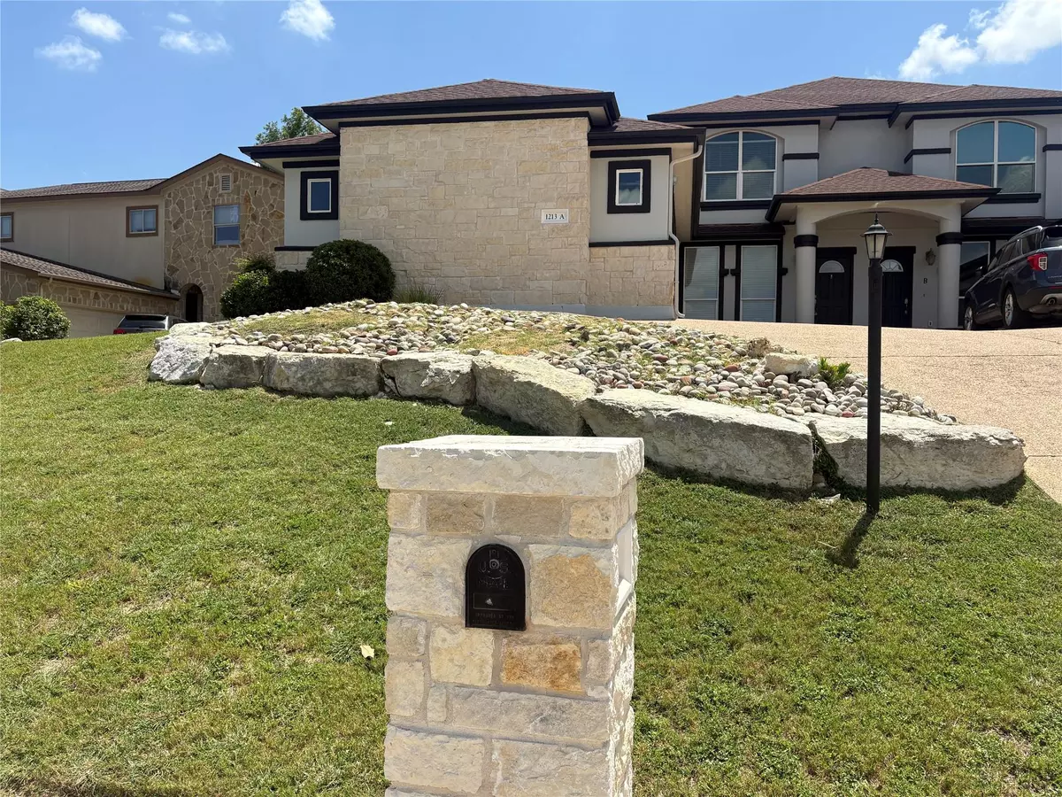 Austin, TX 78734,1213 Delsie DR #A