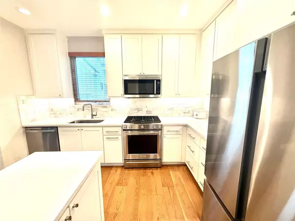 Austin, TX 78757,1904 W Saint Johns Ave #2