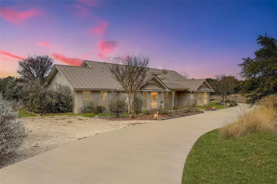 315 Greenleaf DR, Kerrville, TX 78028