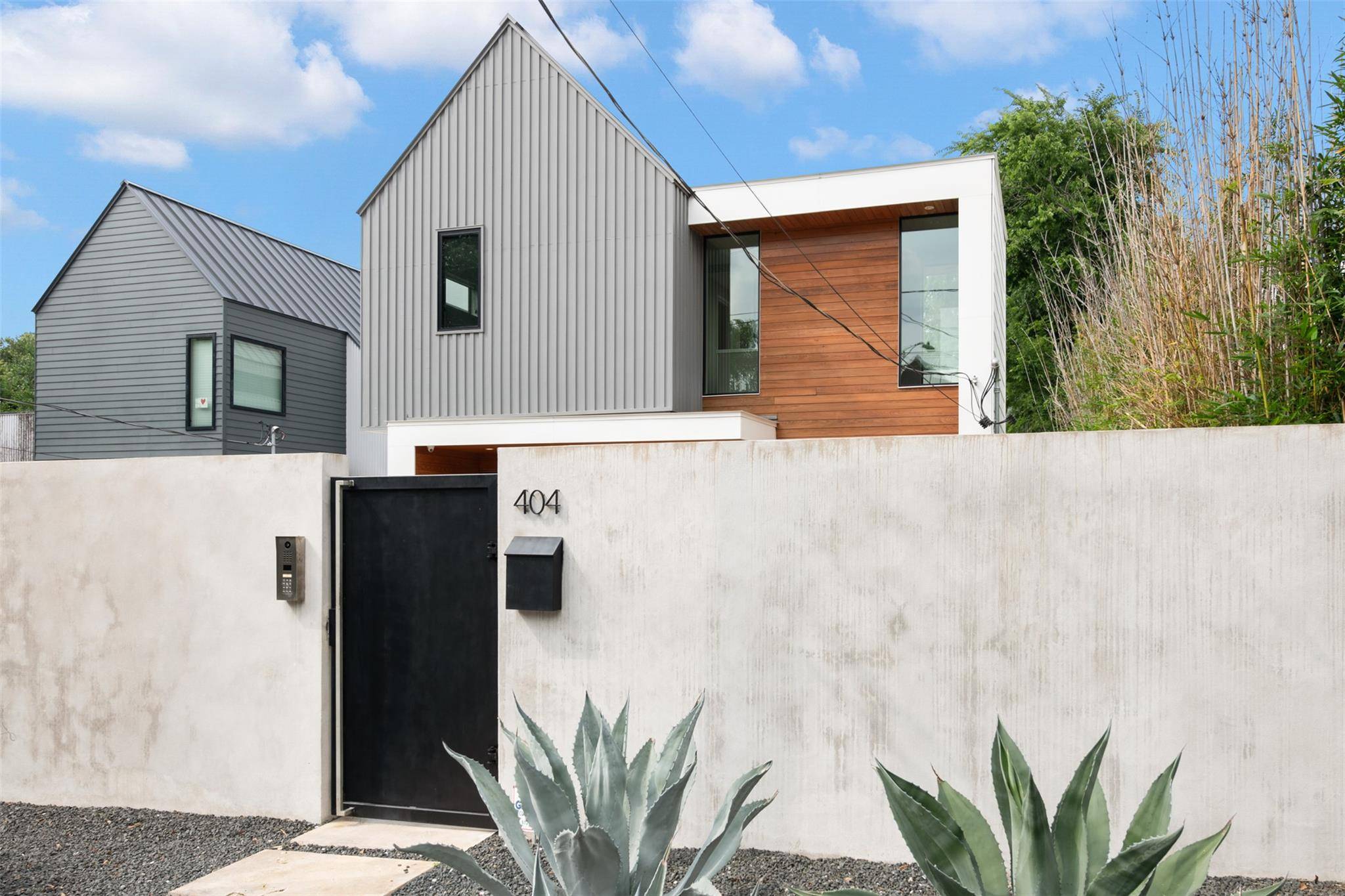 Austin, TX 78704,404 W Milton ST