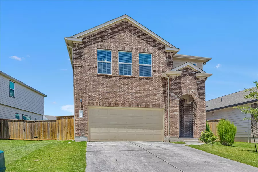 312 Bronco Billy DR, Jarrell, TX 76537