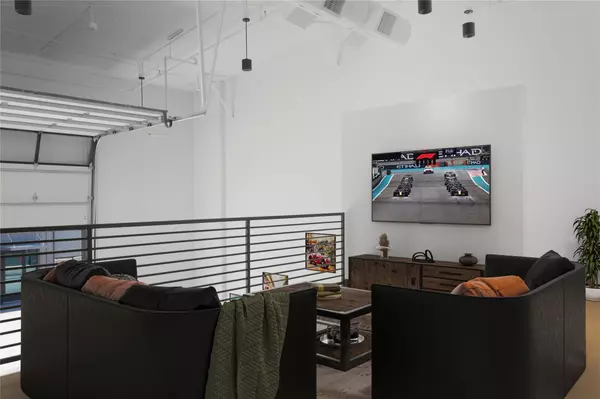 Del Valle, TX 78617,8001 Circuit of the Americas BLVD #79
