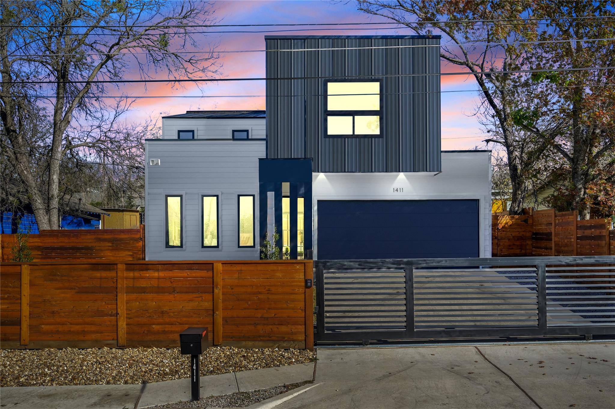 1411 Clifford DR, Austin, TX 78702