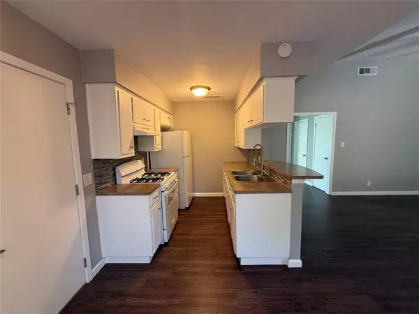 Austin, TX 78724,5202 Provencial DR