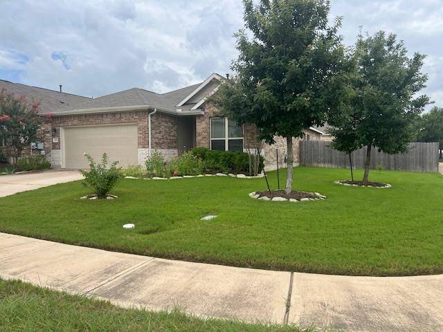 300 Shale CIR, Buda, TX 78610