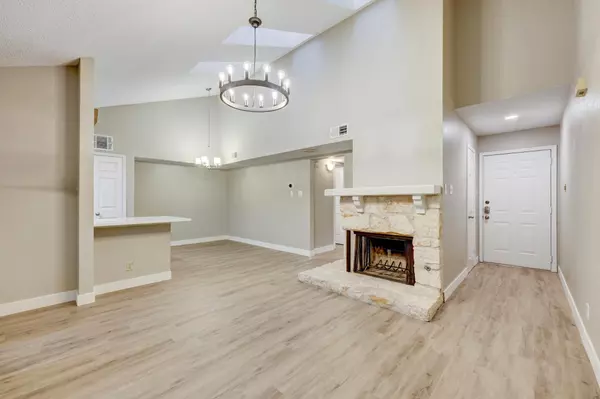 Austin, TX 78759,3809 Spicewood Springs RD #249