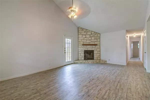 Georgetown, TX 78628,109 Verna SPUR #B