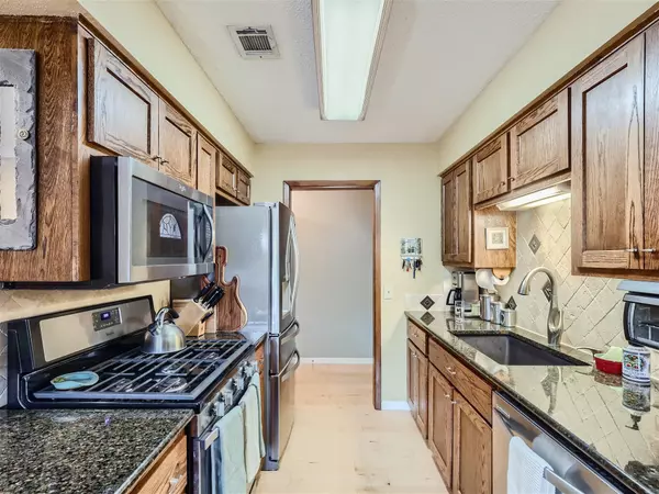 Austin, TX 78753,822 Hermitage DR