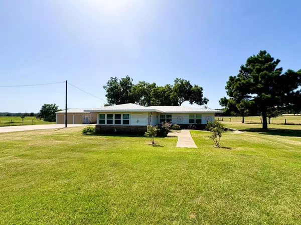Hearne, TX 77859,9596 W Us Highway 79