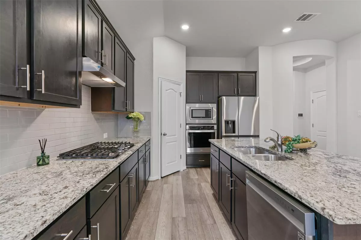 Buda, TX 78610,562 Leadtree LOOP