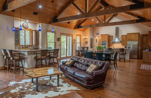 Point Venture, TX 78645,409 Venture BLVD S