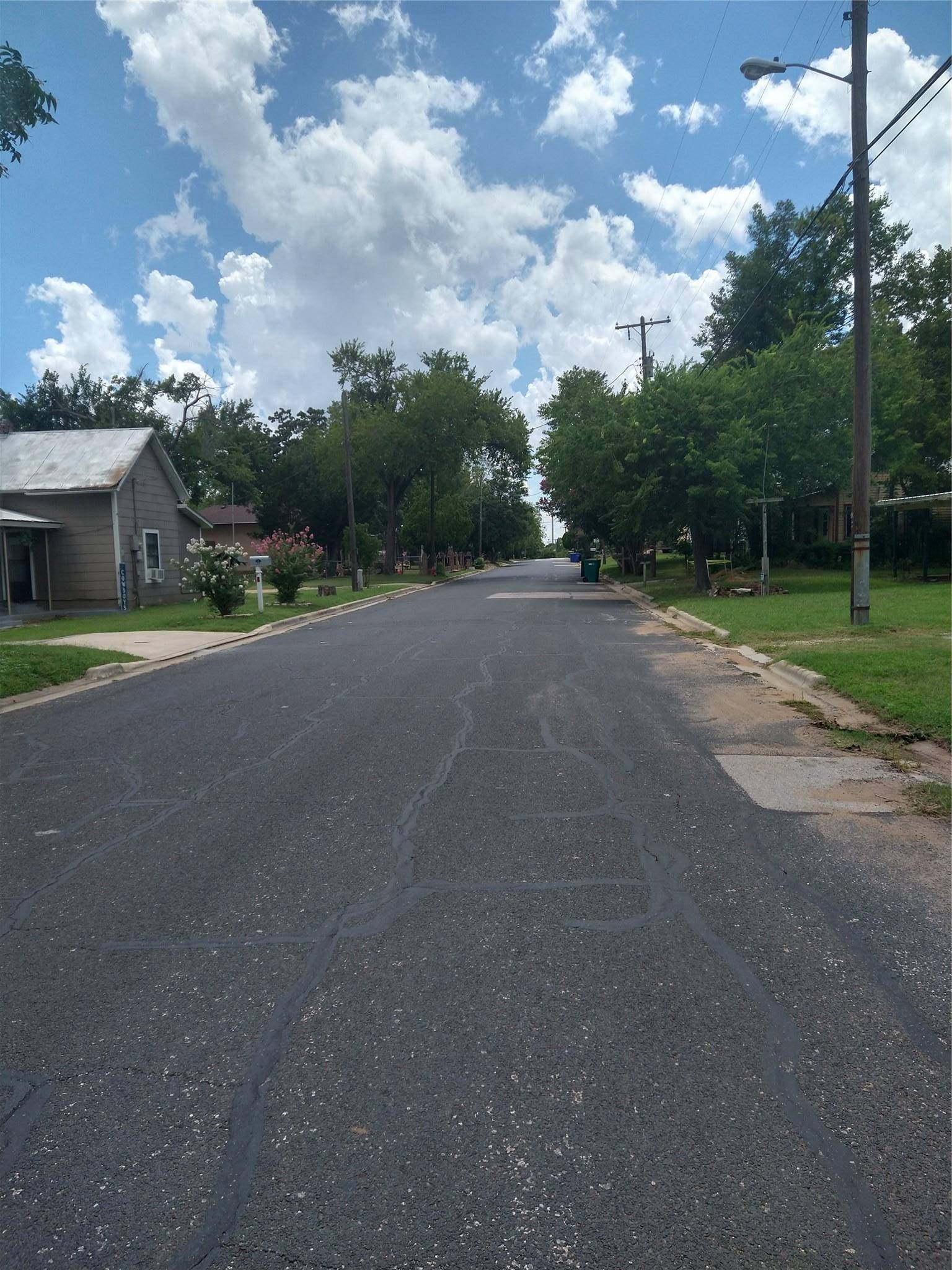 Elgin, TX 78621,409 W Brenham ST