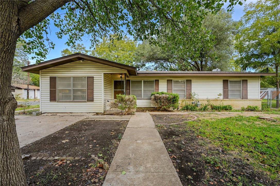 1408 Kent St ST, Taylor, TX 76574