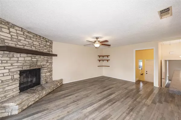 Wimberley, TX 78676,110 Shady Bluff DR