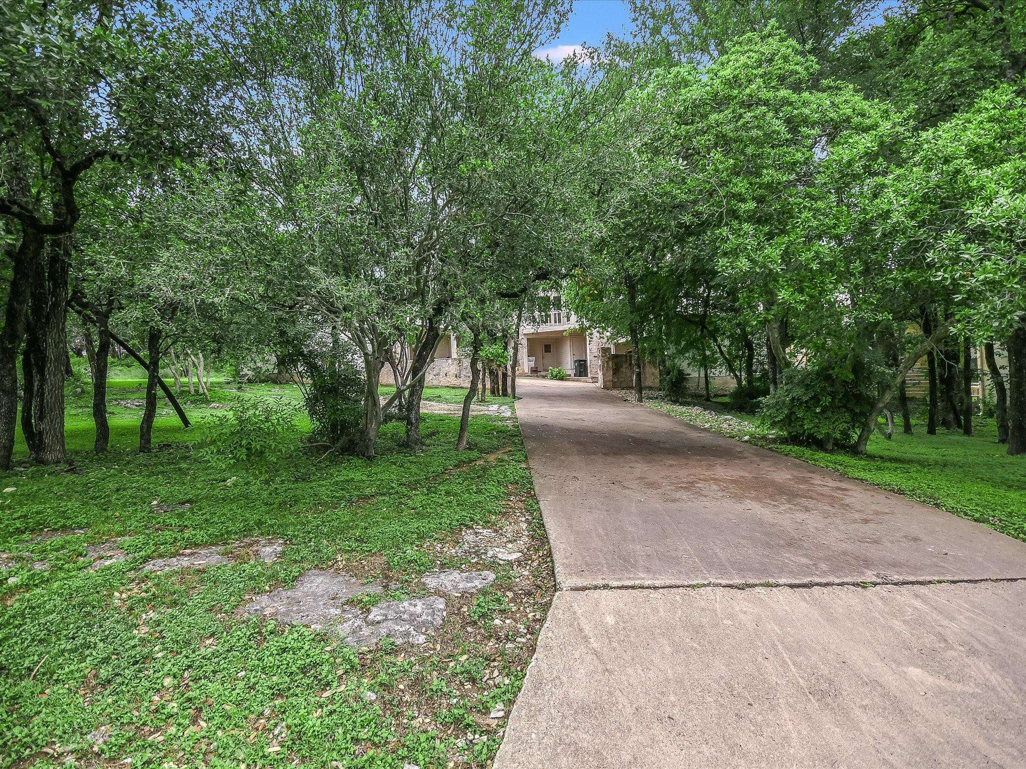 Austin, TX 78746,1908 Lakeshore DR