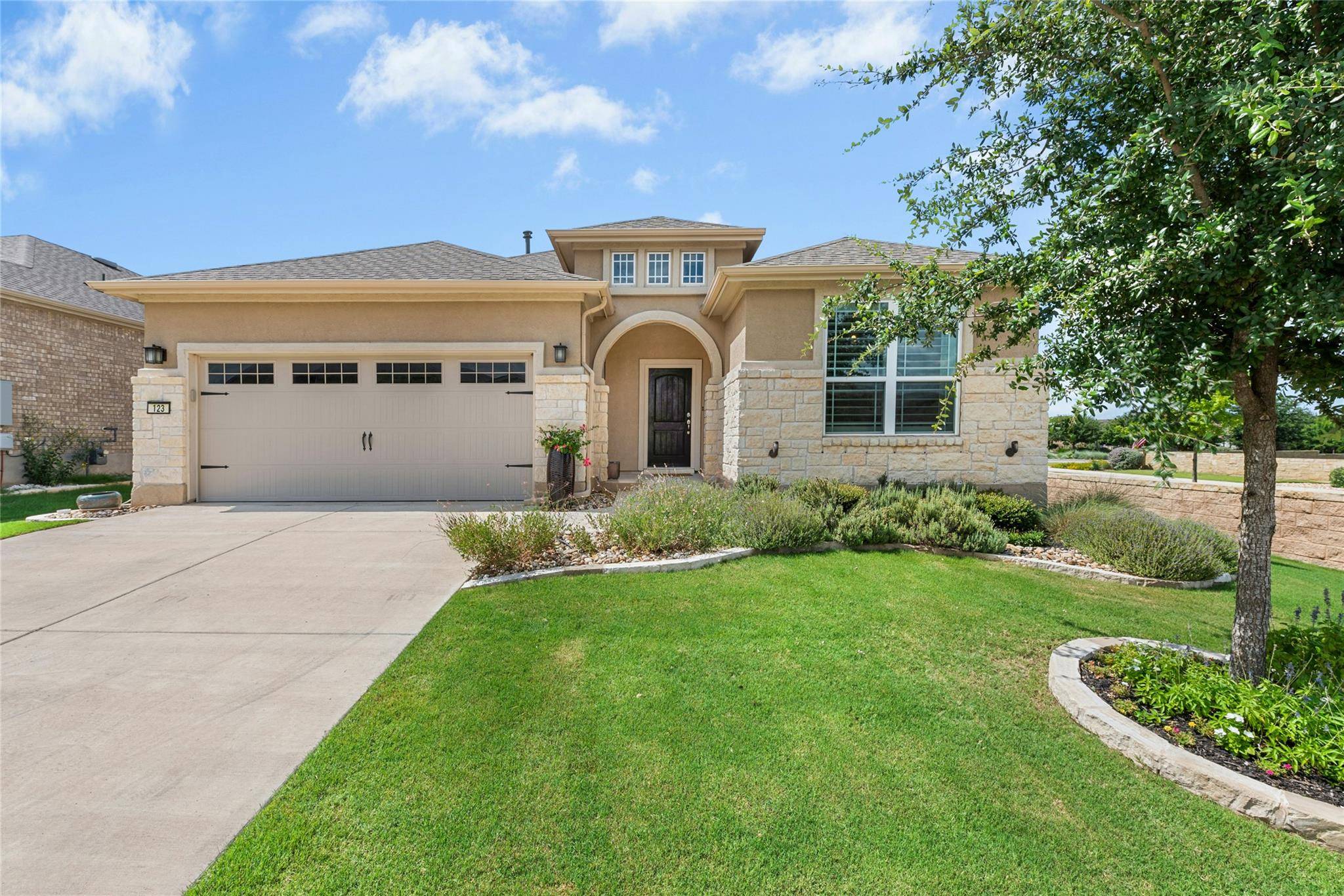 123 Hanging Star LN, Georgetown, TX 78633