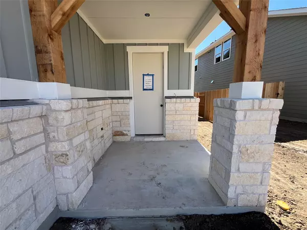 Liberty Hill, TX 78642,120 Clover BND