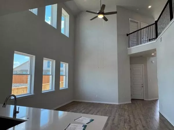 Leander, TX 78641,2705 Sage Ranch DR #19