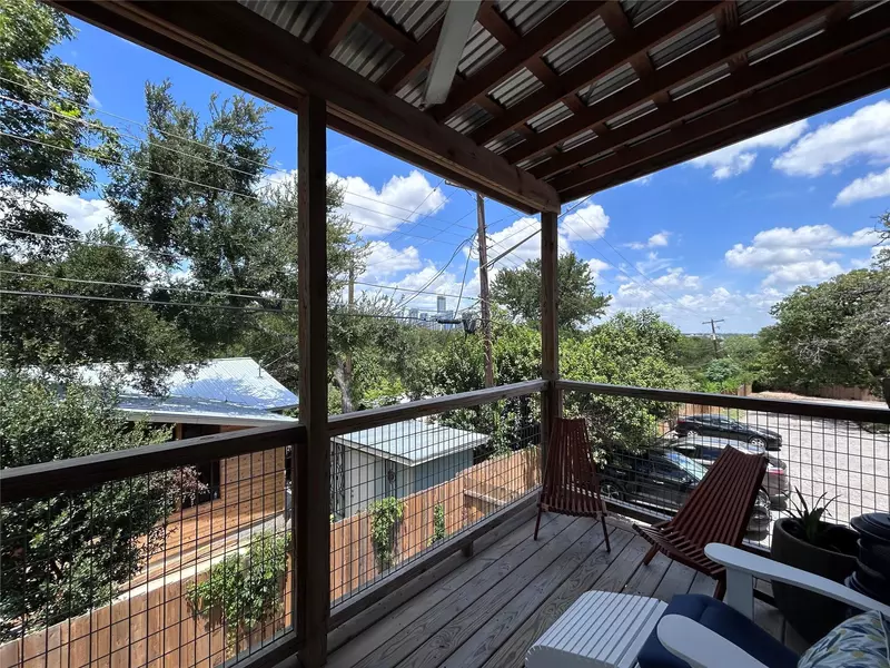 1518 Parker LN #B, Austin, TX 78741