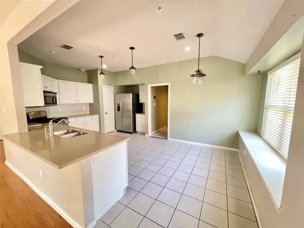 Austin, TX 78749,7008 Auckland DR