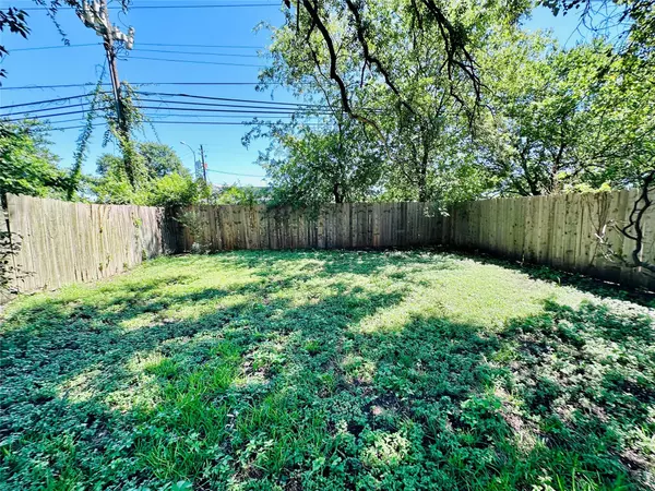 Austin, TX 78759,12213 Dundee DR #A