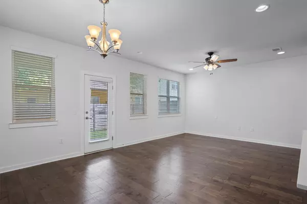 Austin, TX 78748,8940 Parker Ranch CIR #B