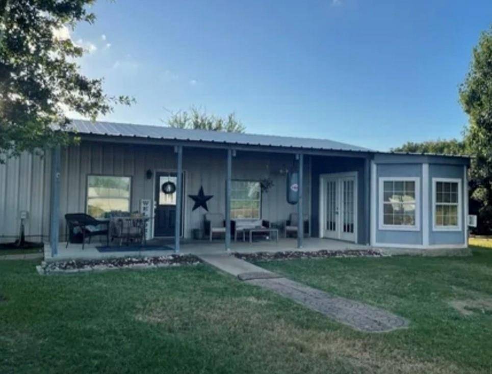 616 S Rockdale ST, Lexington, TX 78947