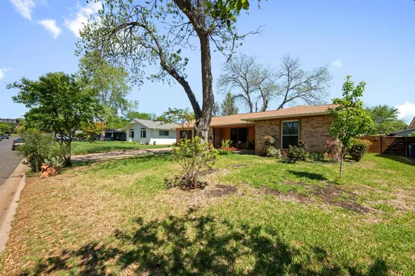 Austin, TX 78757,3202 Whiteway DR