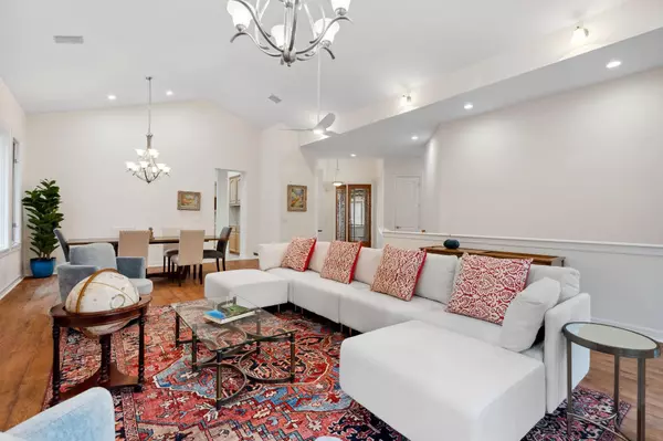 Austin, TX 78735,2305 Barton Creek BLVD #36