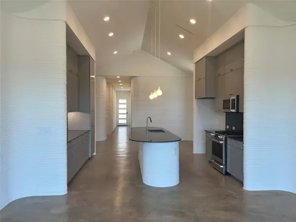 Georgetown, TX 78628,104 Rough Creek RD