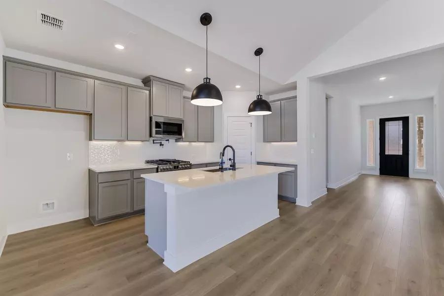 202 Grand Canyon WAY, Kyle, TX 78640
