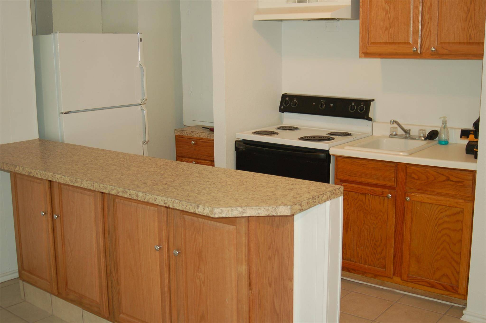 Leander, TX 78645,5914 Lago Vista Dr. (Downstairs) DR #C24 (Downstairs Unit)