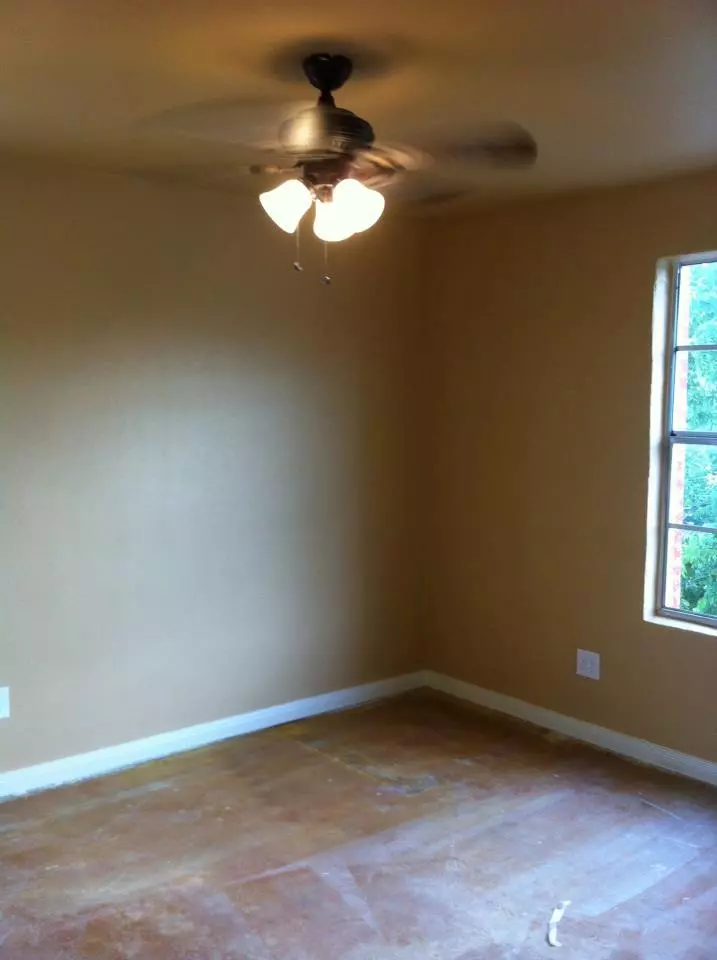 San Marcos, TX 78666,314 E Hutchison ST