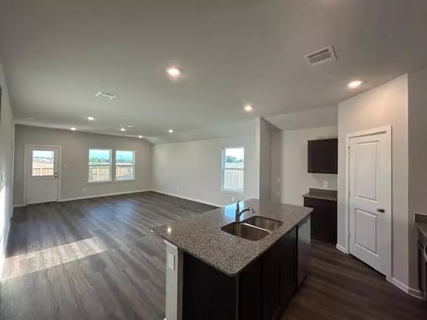 Rockdale, TX 76567,206 Perry PL