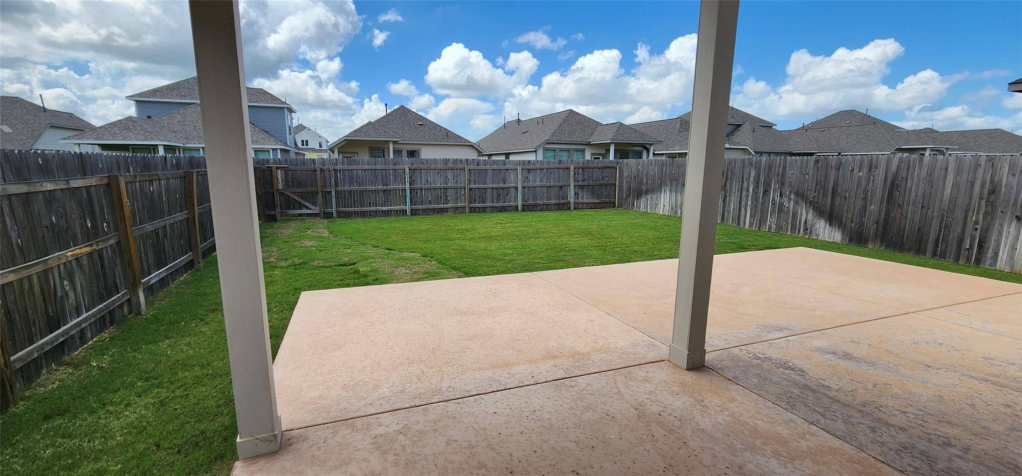 328 Banyon DR, Liberty Hill, TX 78642