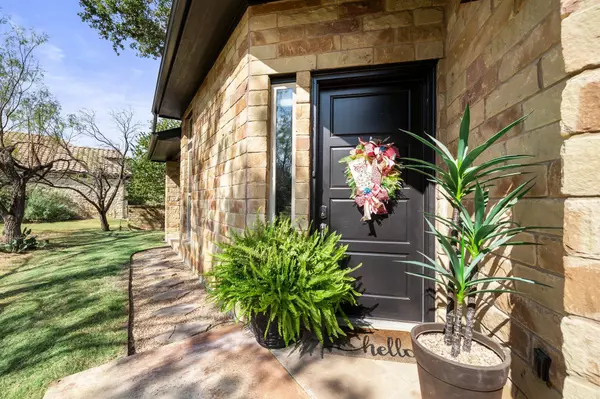 2606 Deep CYN, Horseshoe Bay, TX 78657