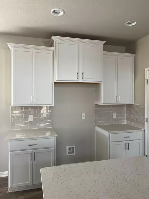 Leander, TX 78641,143 MacArthur DR
