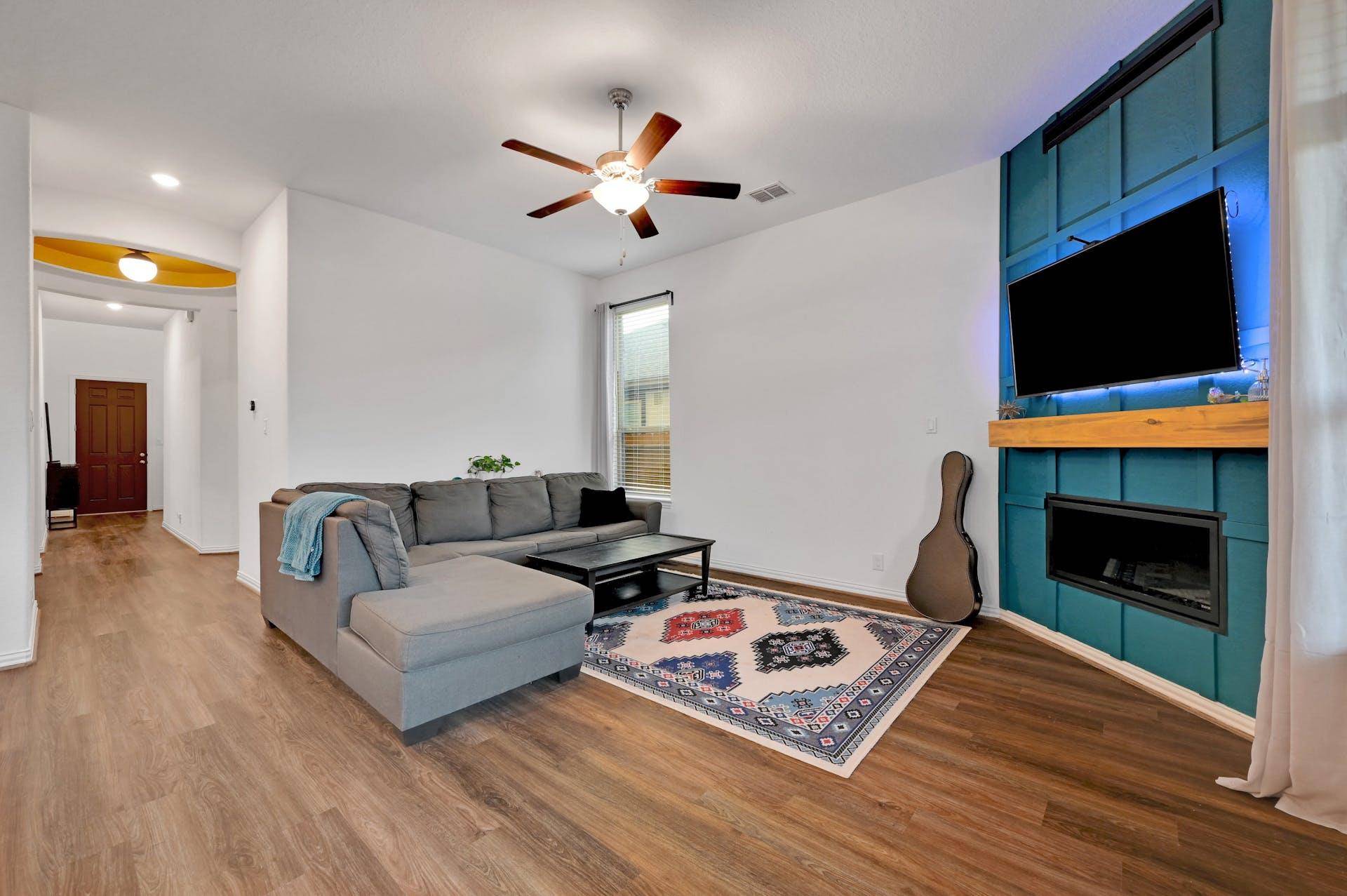 New Braunfels, TX 78132,1632 Stone House