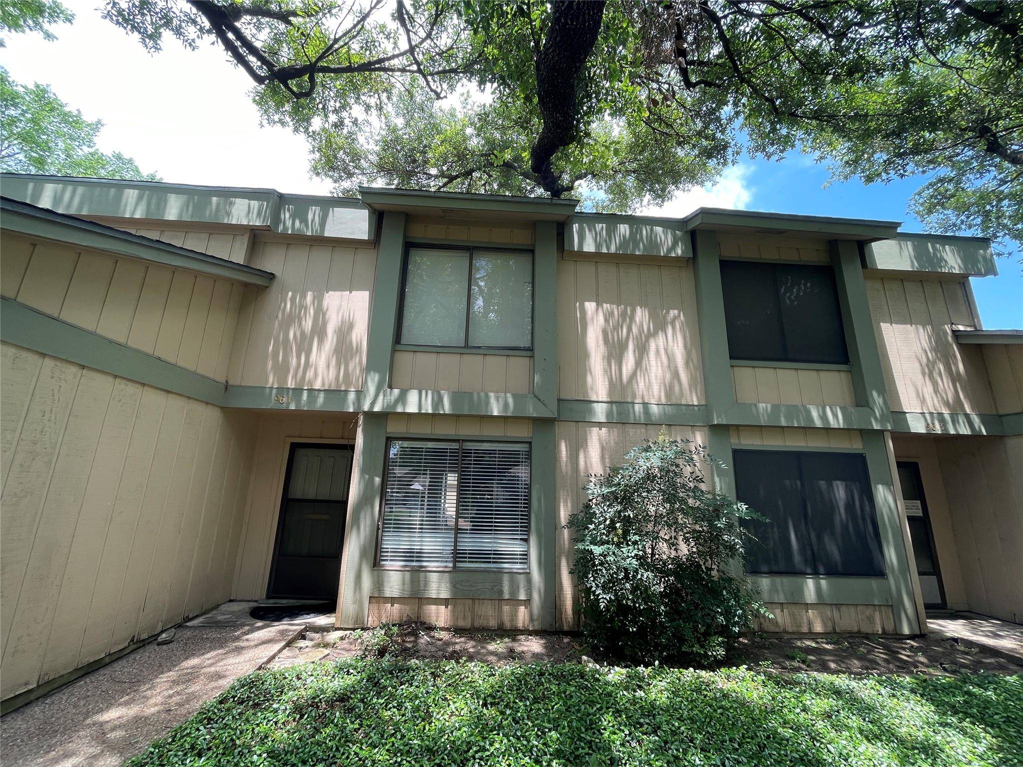 9611 Blue Creek LN, Austin, TX 78758