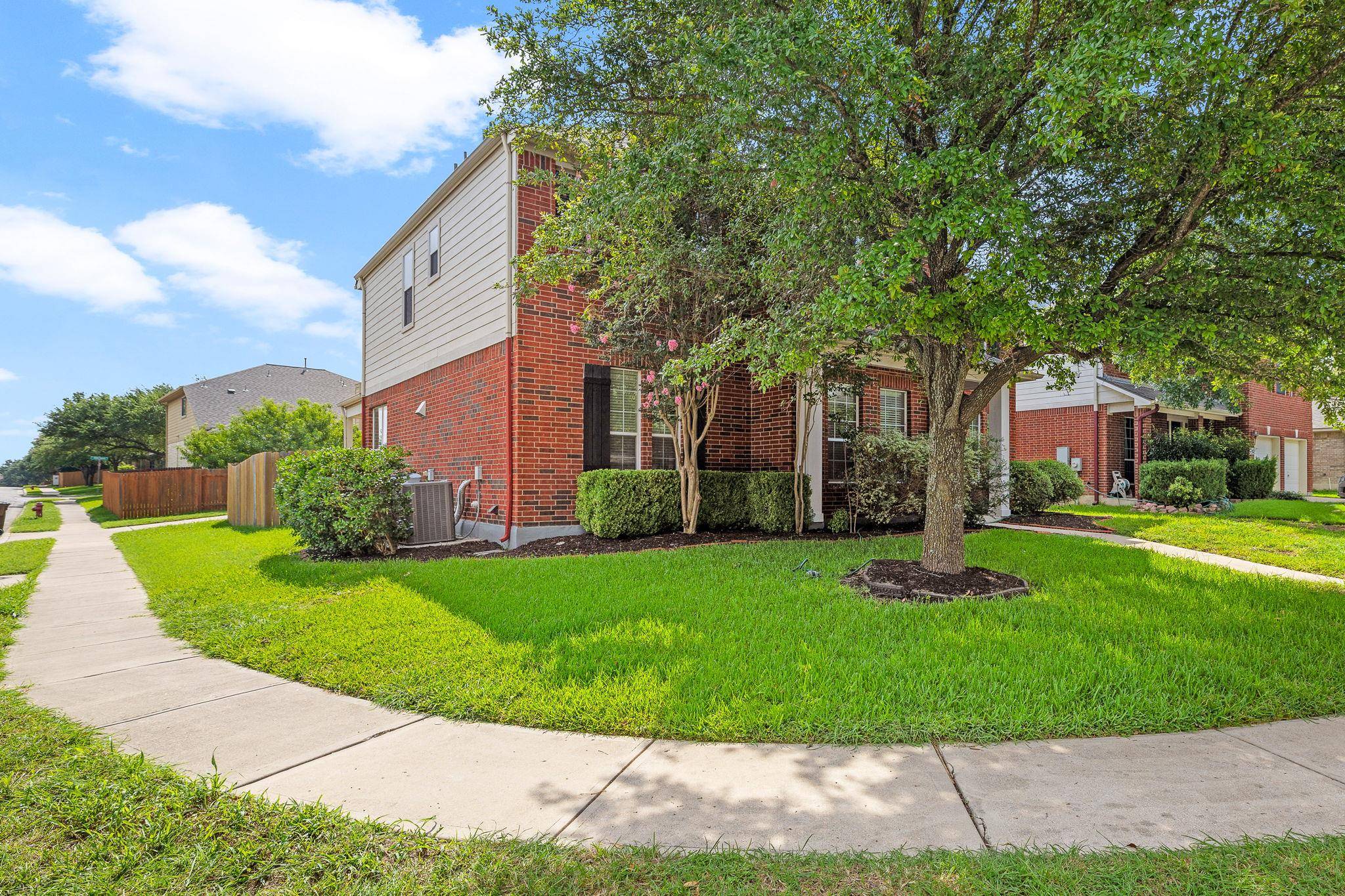 Round Rock, TX 78665,676 Rusk RD