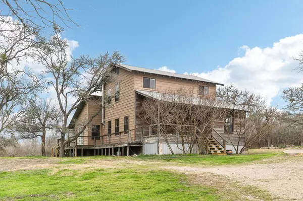 110 McDowell RD #B, Del Valle, TX 78617