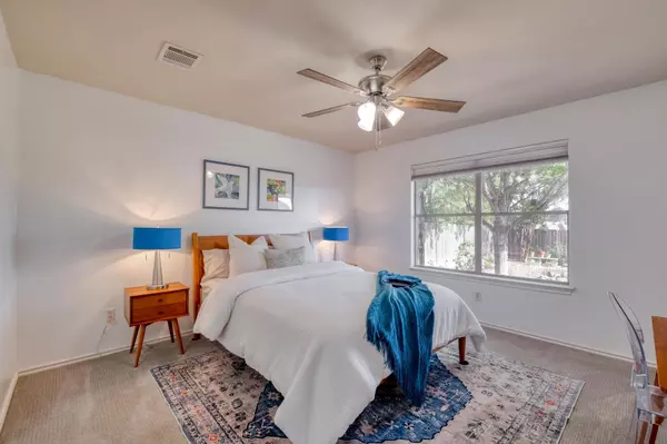 Buda, TX 78610,554 Sandstone TRL